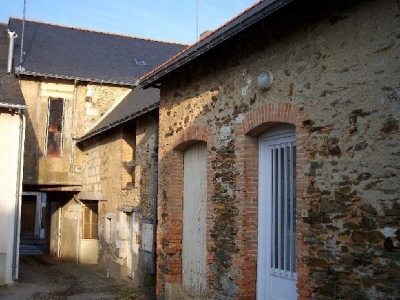 Ancien FENEU - 5 pieces - 155 m2