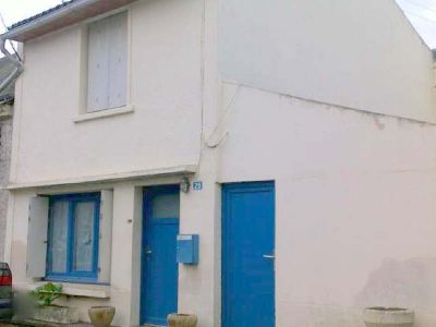 MAISON ANCIENNE LA DAGUENIERE - 5 pieces - 85 m2