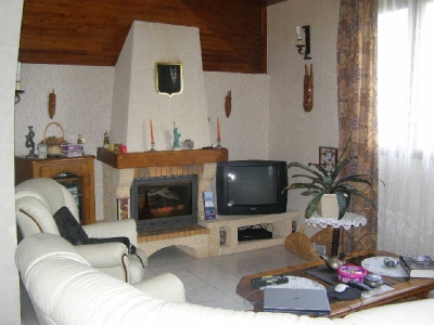 MAISON ANCIENNE BRIOLLAY - 4 pieces - 120 m2