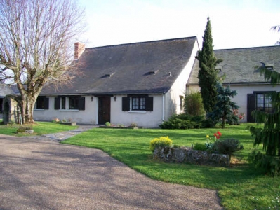 MAISON VILLEVEQUE - 7 pieces - 200 m2