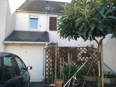 MAISON PELLOUAILLES LES VIGNES - 4 pieces - 80 m2