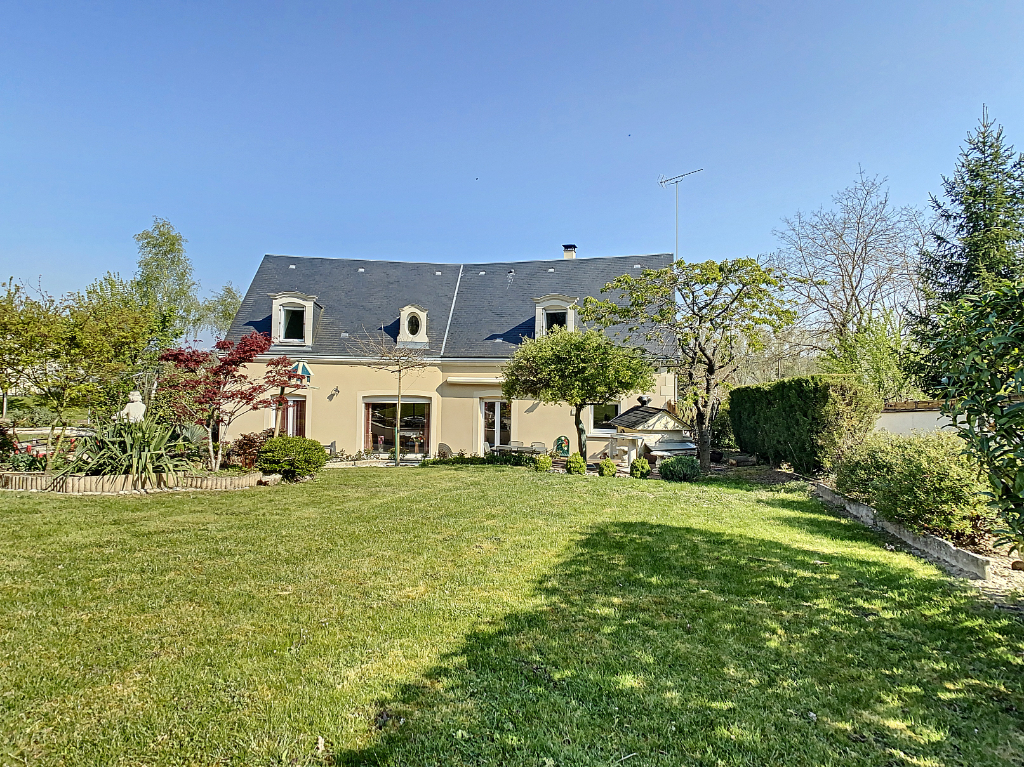 Maison 5 min d'Amboise 210 m2