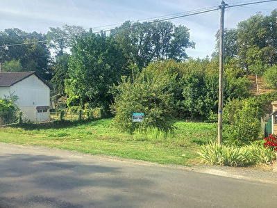 Terrain Lussault Sur Loire 1999 m2