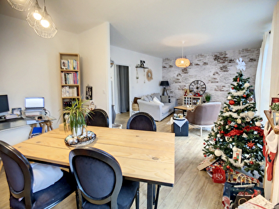 Amboise Appartement T3 78m2 proche commodites