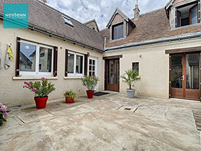 Maison de bourg 10 min Amboise, 82m2