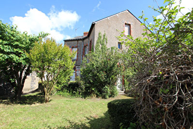 MAISON 7 PIECES NOTRE DAME DES LANDES