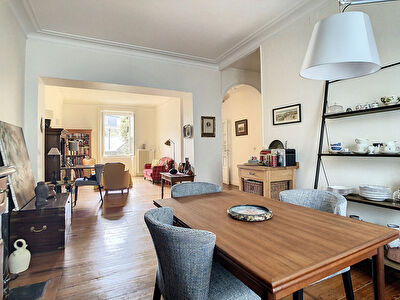 Nantes VIARME : Appartement 5 pieces 3 chambres 98.92 m2 / Traversant / Cachet /