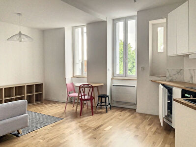 Nantes Rond-Point-de-Vannes - Coup de coeur pour ce T2 MEUBLE