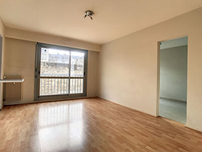 EXCLUSIVITE - NANTES DOBREE - Appartement Nantes 2 pieces 40.50 m2 avec cave et parking