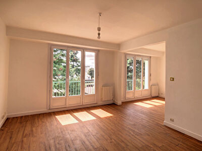 Bel appartement 4 pieces 70.17 m2 au coeur de St Paul