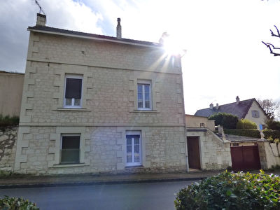 Chace - 10 minutes de Saumur centre : maison de caractere 3 chambres avec grand terrain de 1600m2