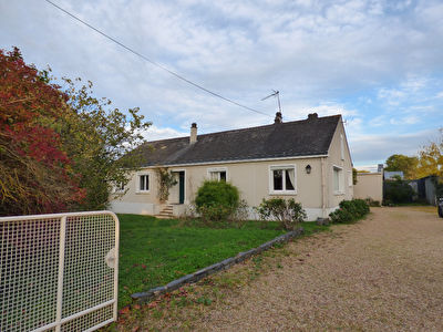 Maison de plain-pied de 1950 - 5 minutes Nord Saumur - 4 chambres