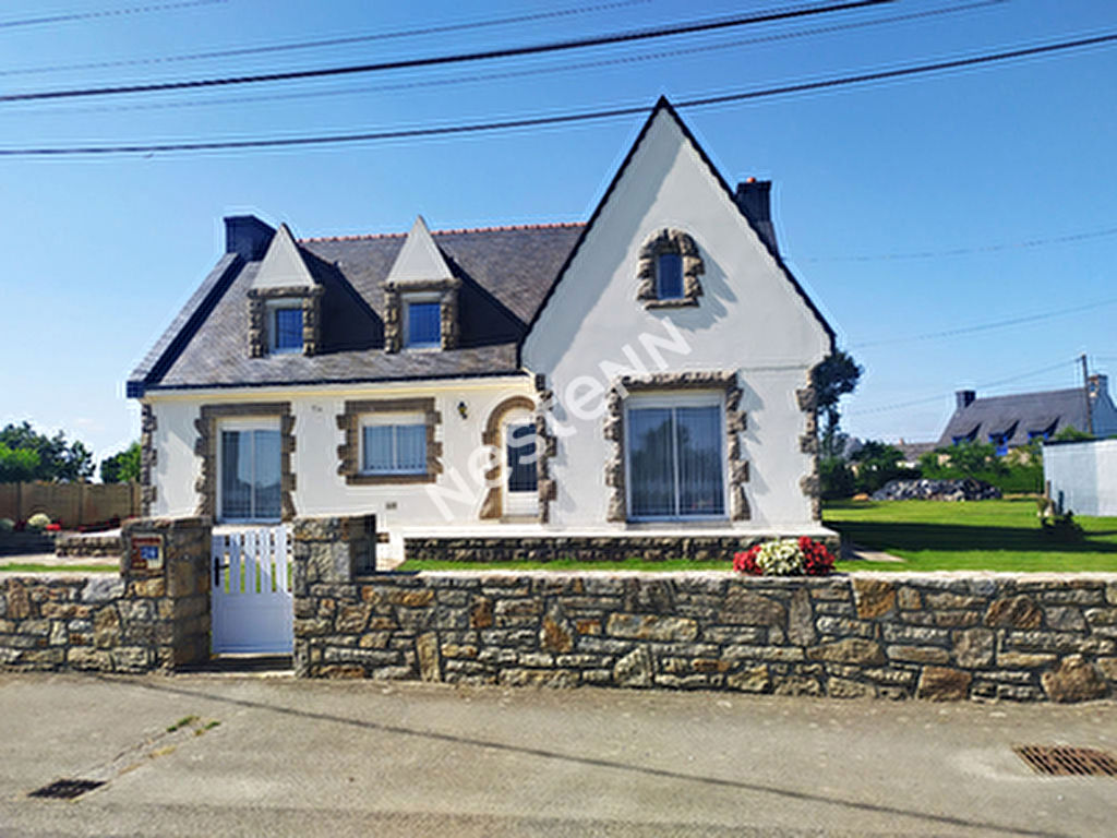 Maison a vendre REGUINY - 5 chambres - 1 700 M2 terrain