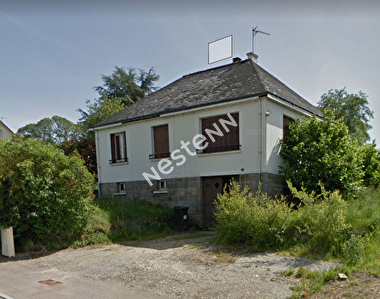 Maison a renover centre Bignan