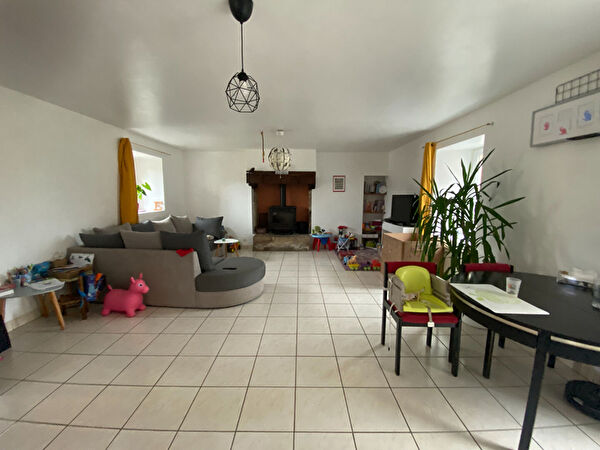 PLUMELIN Maison 4 pieces en campagne