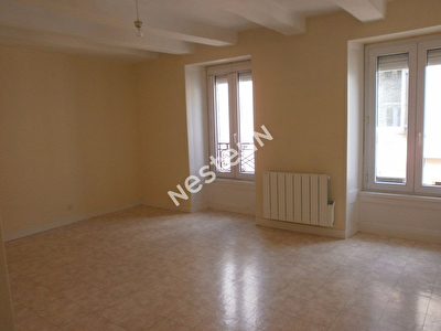 LOCMINE T1 CENTRE VILLE 31 M2 au calme