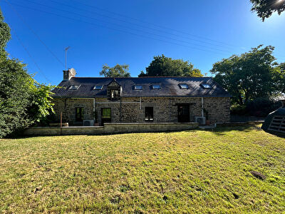 MOUSTOIR REMUNGOL- Longere a vendre avec 3 chambres