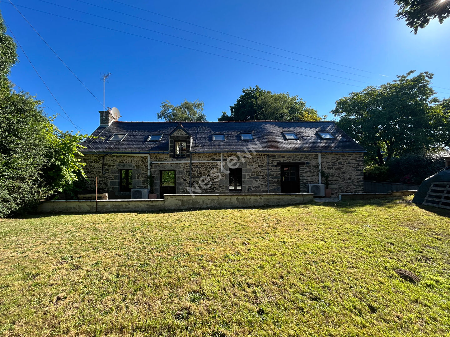 MOUSTOIR REMUNGOL Longere a vendre avec