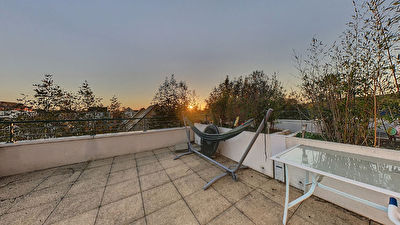 Appartement La Riche 3 pieces 65.66 m2 avec Terrasse