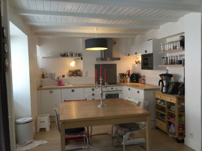 Maison Larmor Baden . Centre du village.