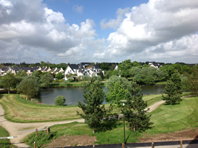 SAINT-AVE / TRES BEAU T3 A DEUX PAS DU CENTRE-BOURG