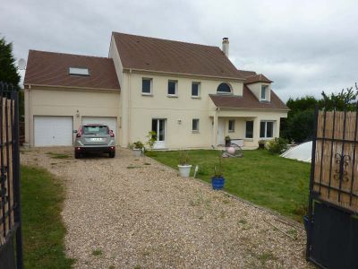 MAISON GRISY LES PLATRES - 8 pieces