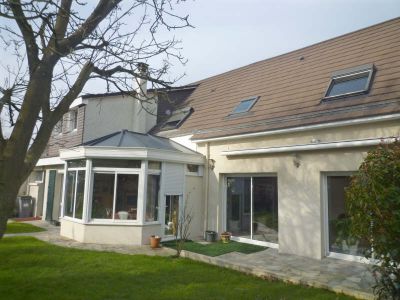 Traditionnelle BETTON - 7 pieces - 199,17 m2