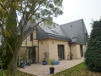 Architecte ST GREGOIRE - 8 pieces - 270 m2