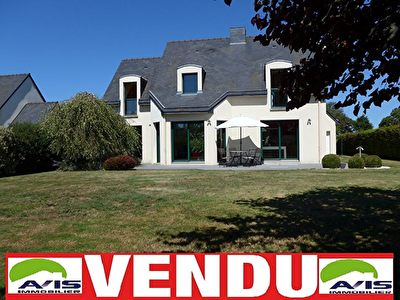 Contemporaine CHEVAIGNE - 7 pieces - 157 m2