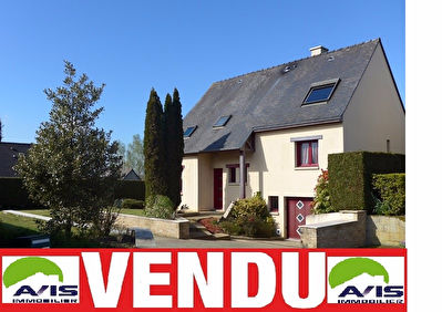 Maison Montreuil Le Gast 7 pieces
