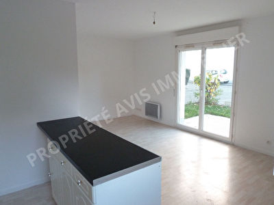 Appartement type 3 avec beau potentiel!