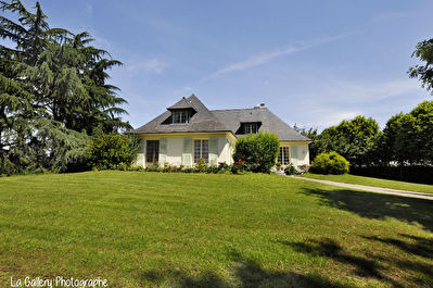 Charmante maison 240 m2, 6 chambres