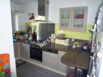 Maison Saint Erblon 6 pieces 132 m2 exposee SUD OUEST - Aucun travaux - En coeur de bourg et au pied de toutes les commodites.