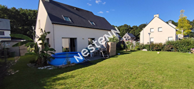 Maison Laille 6 pieces 95 m2 environ - Lotissement calme - Exposition SUD