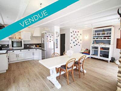 Maison 5 pieces environ 95 m2 - Proximite immediate des commerces - LAILLE - Terrain 88 m2