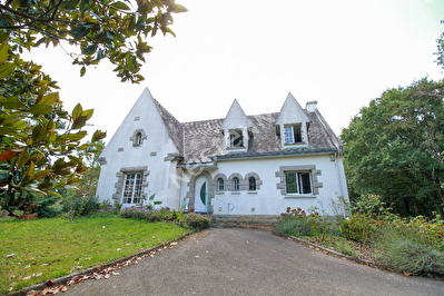 EXCLUSIVITE - Maison Pont-Pean 7 pieces - 6000 m2 terrain -