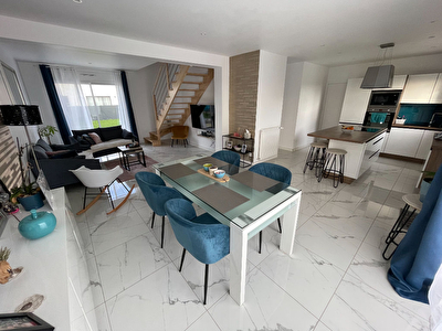 NOUVEAUTE / MAISON CONTEMPORAINE / 107 M2 HABITABLE / CHATEAUGIRON