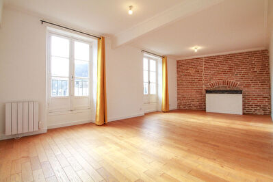 EN EXCLUSIVITE CHEZ NESTENN - T2 Bis - 40 m2 Au coeur du centre ville