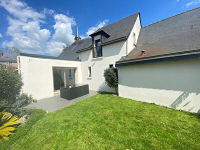 NOUVEAUTE !!! MAISON DE BOURG / 169M2 HABITABLES