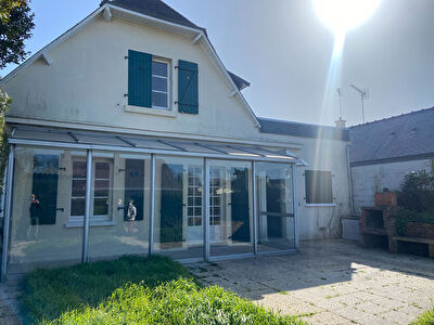 Maison Cesson Sevigne 4 pieces plein centre agrandissement possible