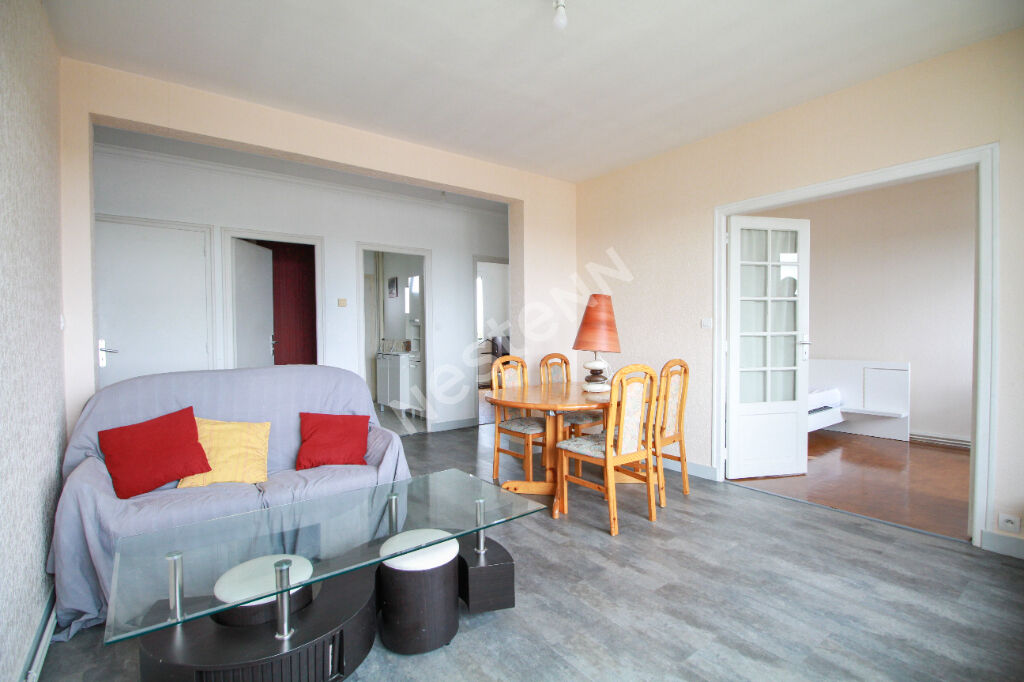 Appartement Rennes T3 - Rue de de Fougeres - parc Maurepas - quartier