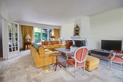 MAISON 4 CHAMBRES AVEC JARDIN