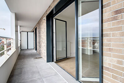 APPARTEMENT 2 PIECES AVEC BALCON AU COEUR DE L'ECOQUARTIER (ZAC ARSENAL)