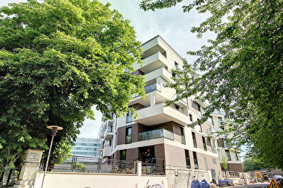 LOCATION PLACE DE PARKING EN SOUS-SOL RUEIL-SUR-SEINE RESIDENCE SECURISEE