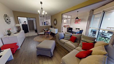SOMPTUEUX APPARTEMENT DE TYPE 5 AVEC TERRASSE ET GARAGE!!!