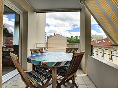 Appartement Saint Etienne Bergson T5 94.91 m2+ garage+ terrasse