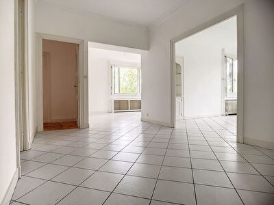 Appartement Saint Etienne 4 pieces 103.82 m2 Fauriel Rue Emile Clermont + Stationnement privatif