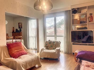 Saint Etienne - Grand Clos Montaud - T4 traversant 2 chambres + garage