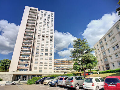 ST ETIENNE RUE MARCEL SEMBAT RESIDENCE ARC EN CIEL GARAGE INDIVIDUEL