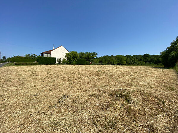 Terrain Valencay INDRE 36